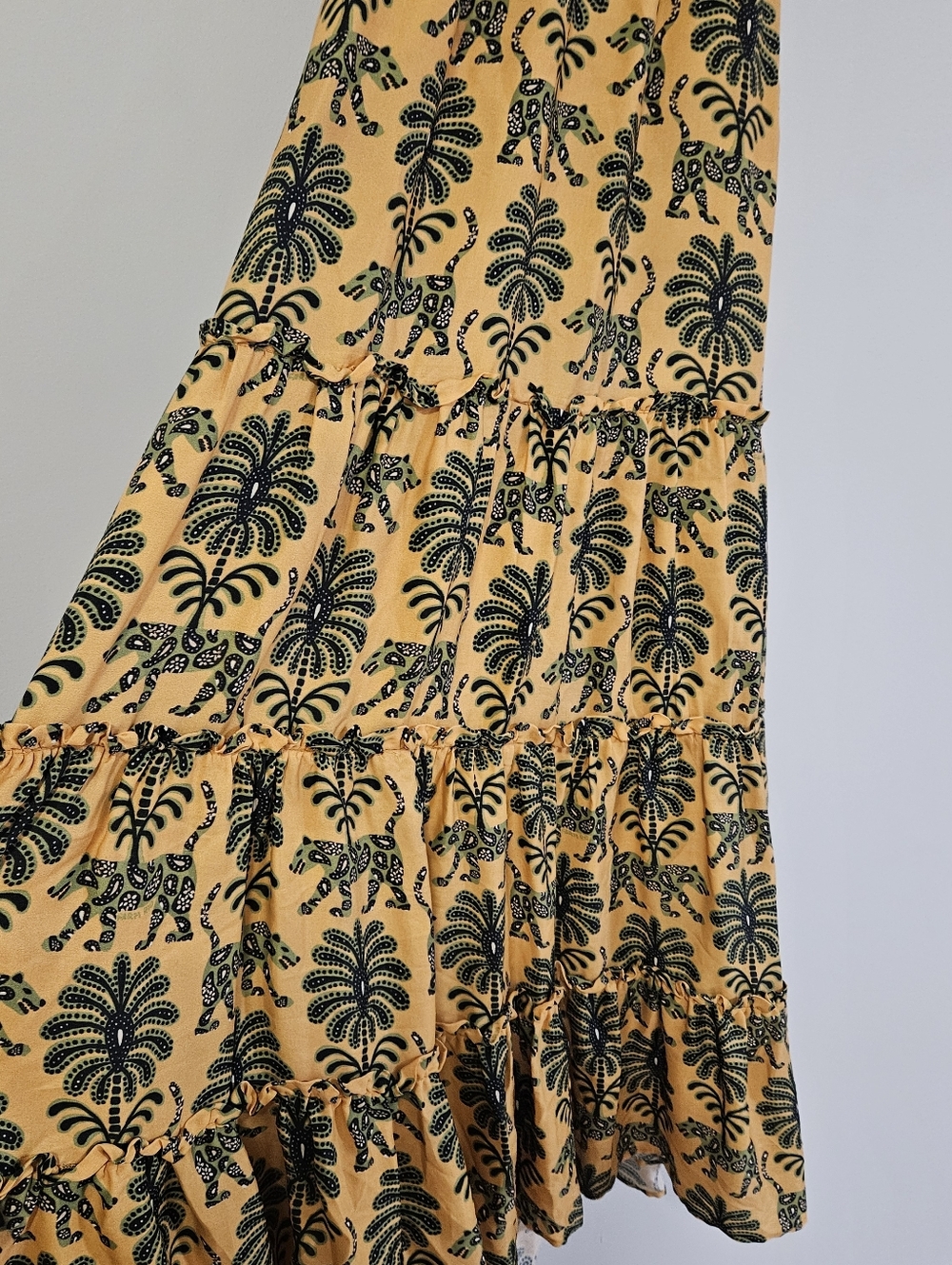 Anthropologie Farm Rio Satin Halter Dress Size XS Petite Gold Animal Floral - Picture 5 of 9